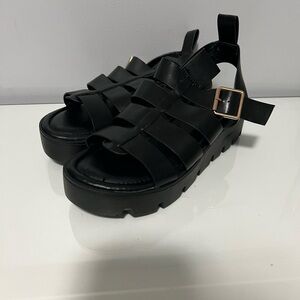 Cape Robbin Black Chunky Sandals